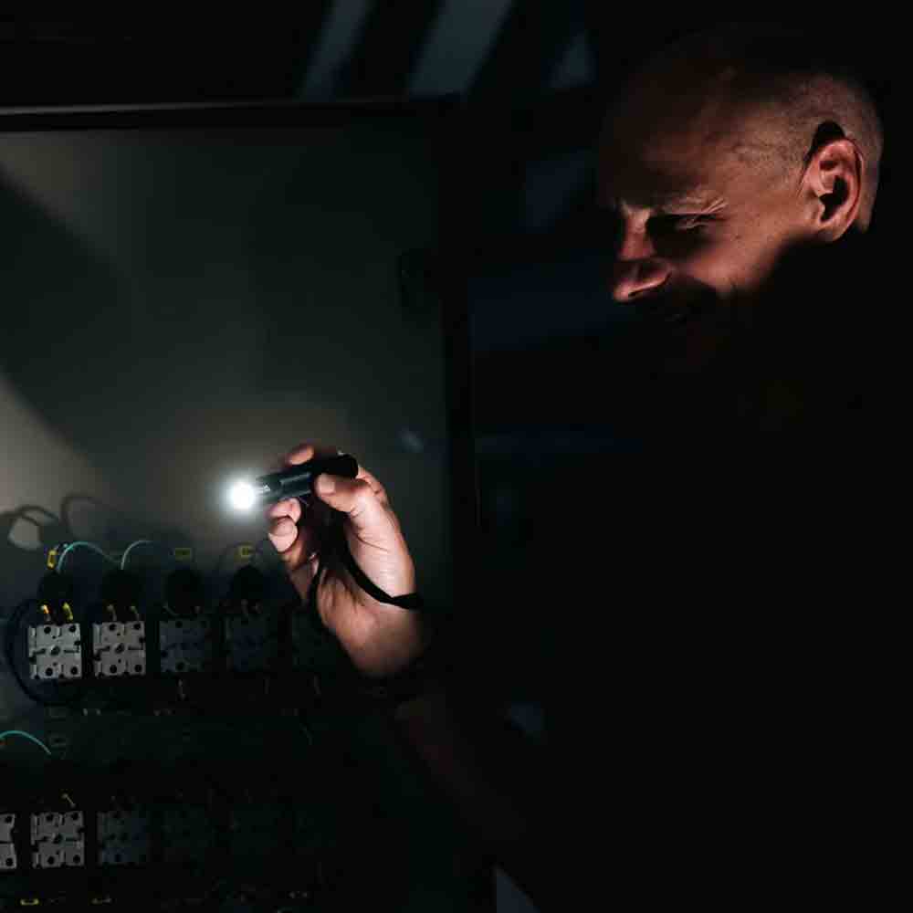 200流明強力手電筒 Pocketlight 200 Lumen