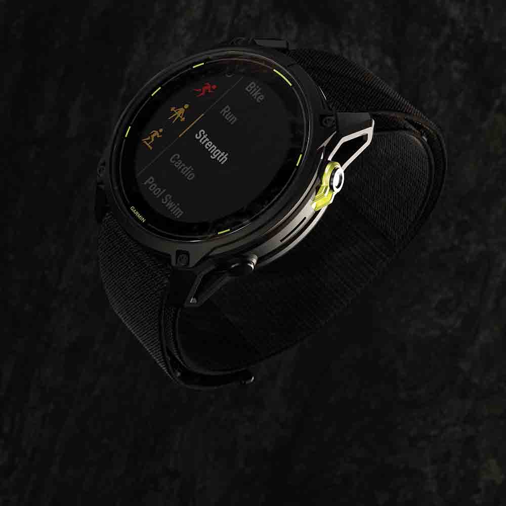 【預售 VIP 優惠，最快二至八星期左右有貨 PreSale VIP Discount Earliest arrival around 2-8 weeks】太陽能 GPS 手錶 Enduro 3 Sapphire Carbon Gray DLC Titanium with Black Nylon