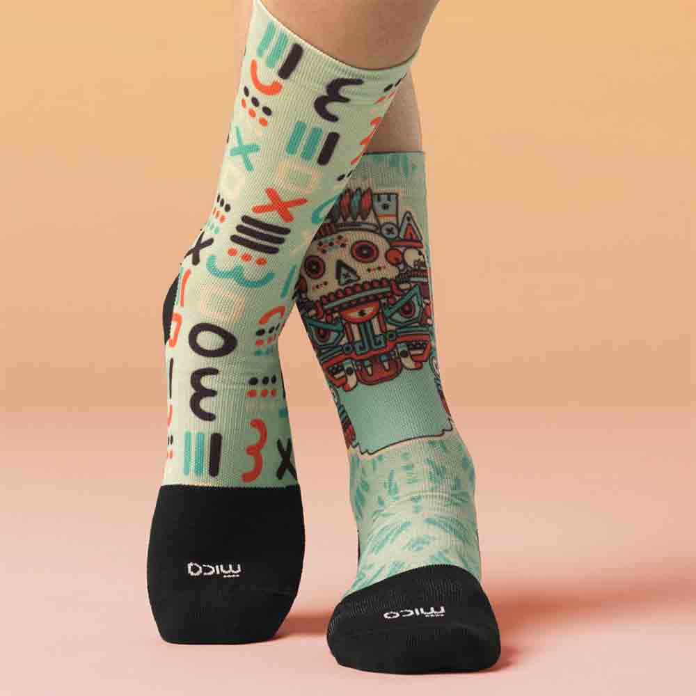 中性中筒排汗快乾運動襪 Light Extra Dry Multisport Crew Socks