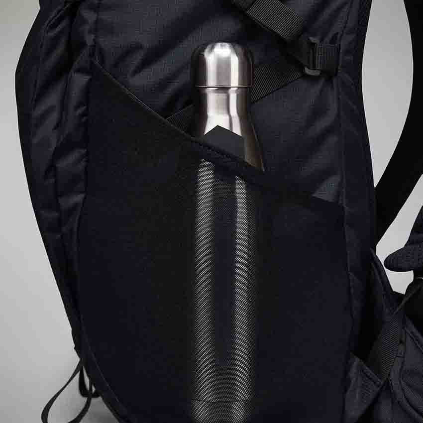 英國戶外背囊 Remote 35 Rucsack (2022)