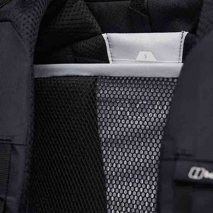 英國戶外背囊 Remote 35 Rucsack (2022)