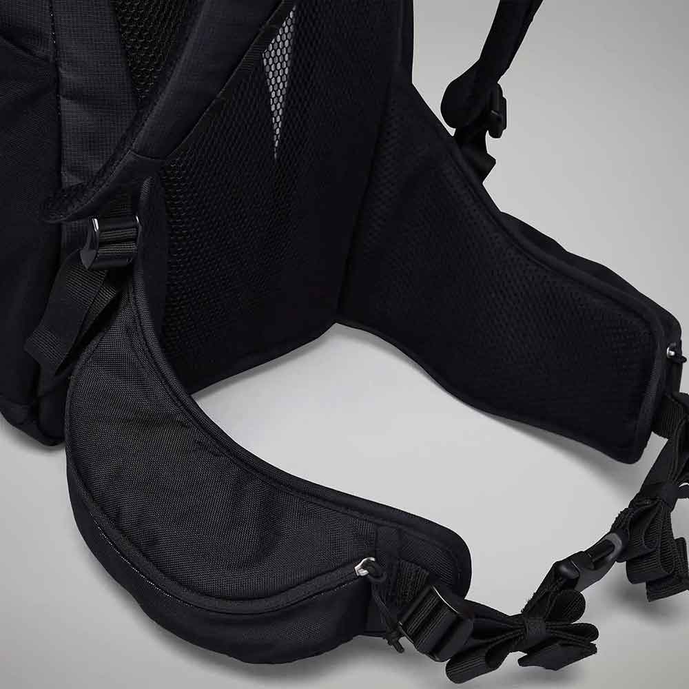 英國戶外背囊 Remote 35 Rucsack (2022)